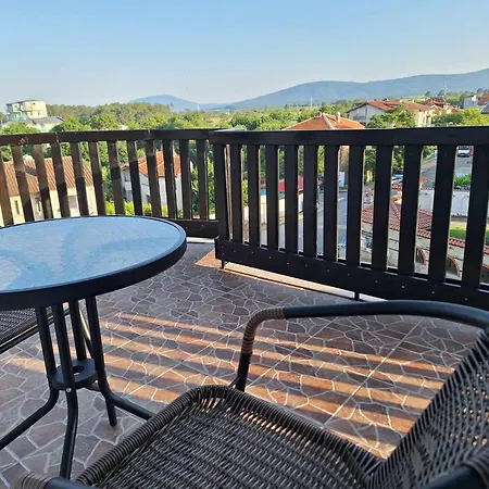 Starata Kushta Πανσιόν 2*